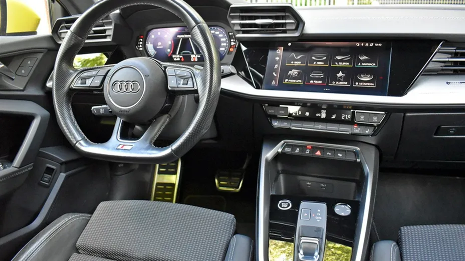 AUDI A3 -