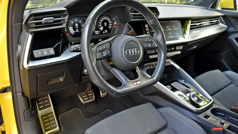 AUDI A3 -