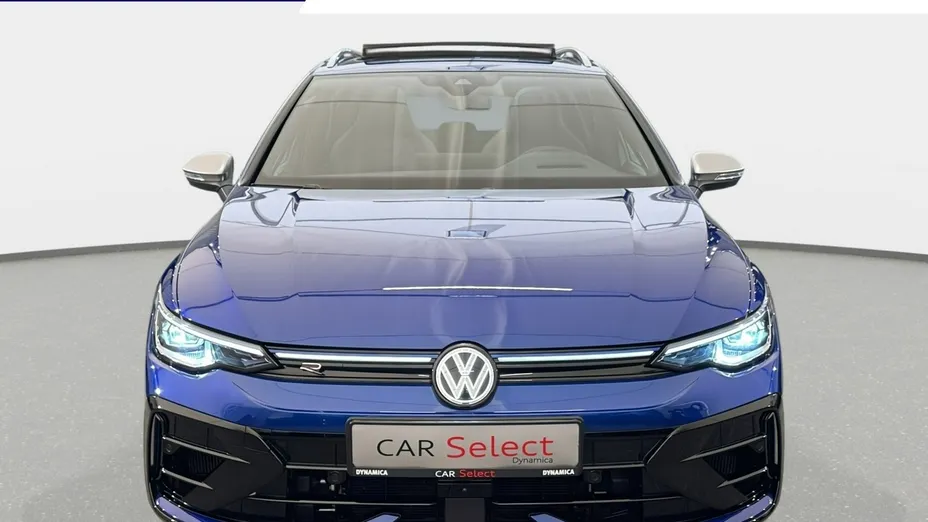 VOLKSWAGEN Golf -