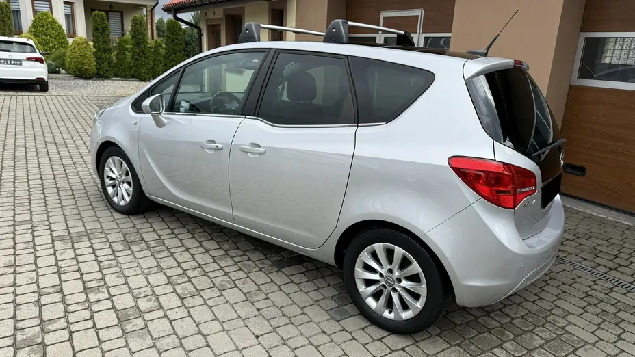 OPEL Meriva -
