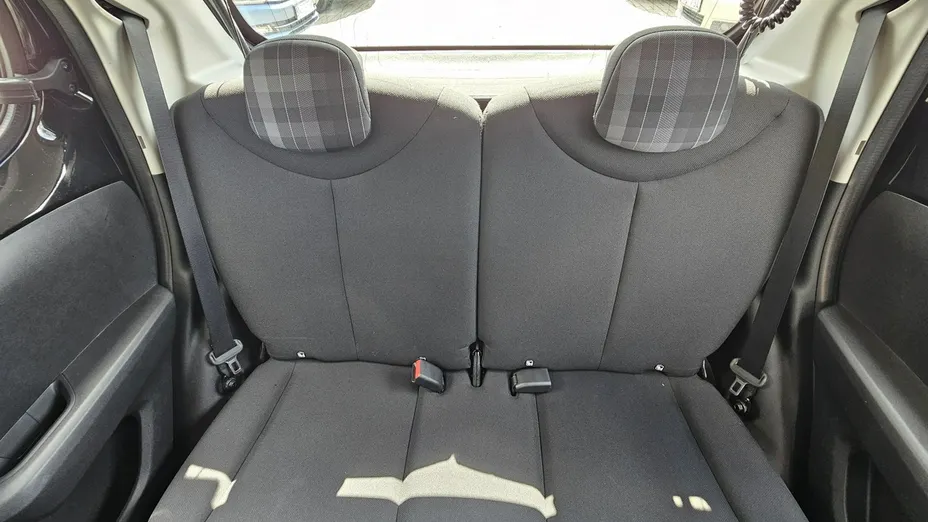 PEUGEOT 108 -