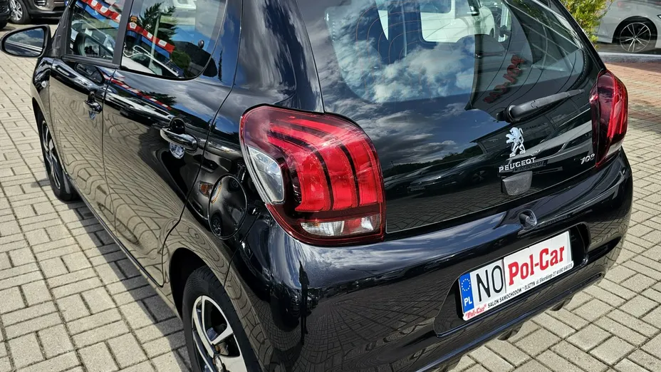 PEUGEOT 108 -