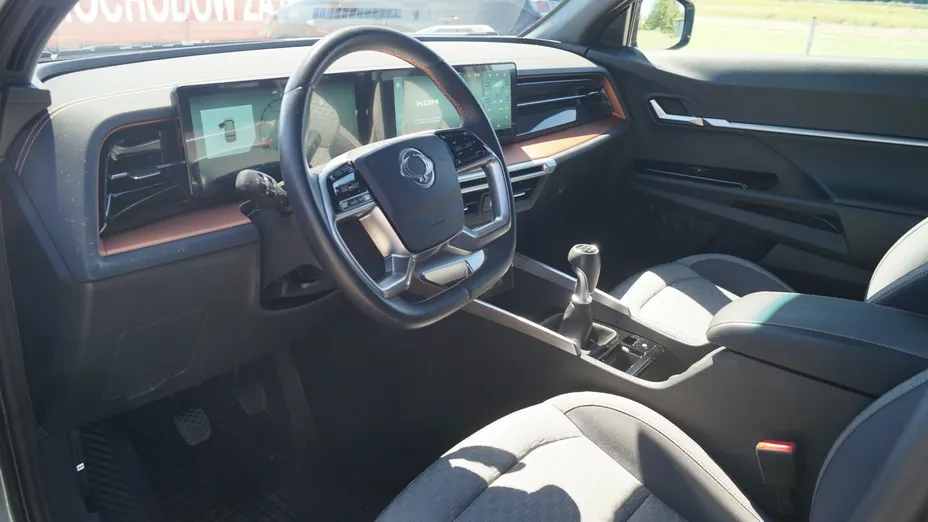 KGM / SSANGYONG Torres -