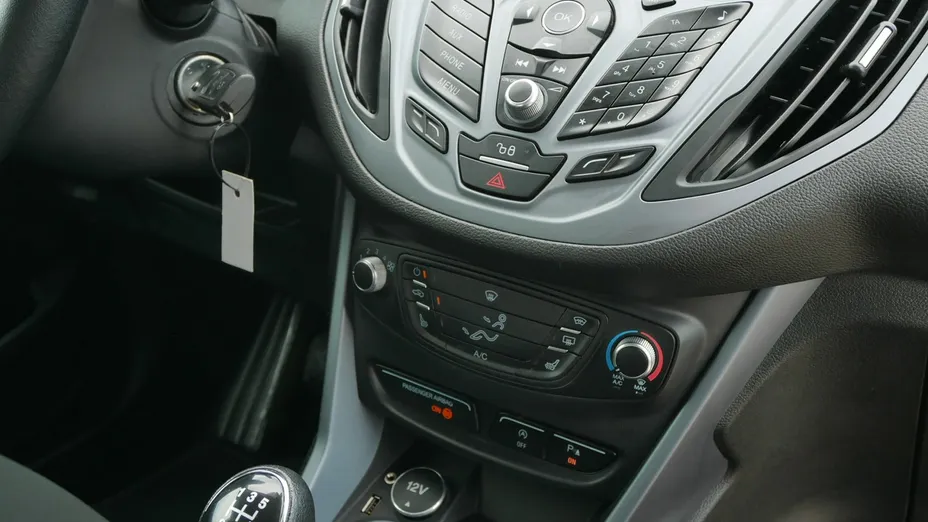 FORD B-MAX -