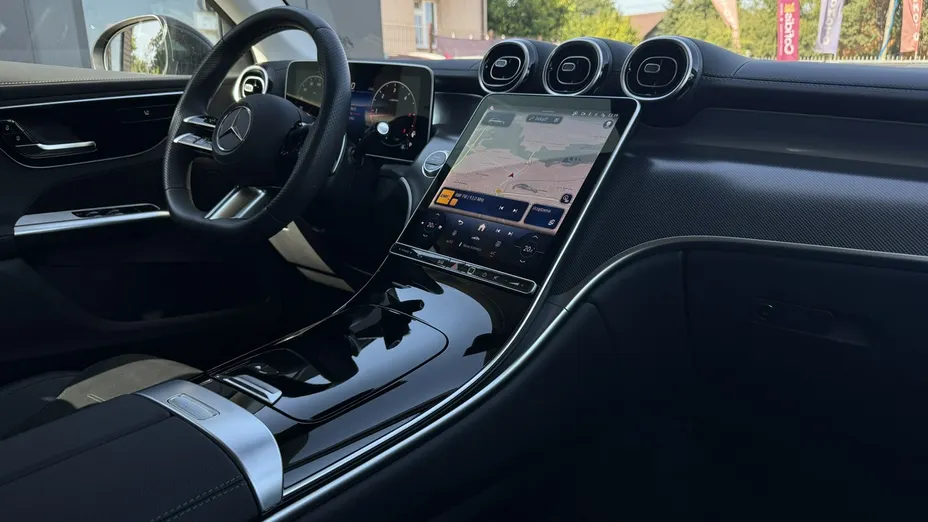 MERCEDES-BENZ GLC -