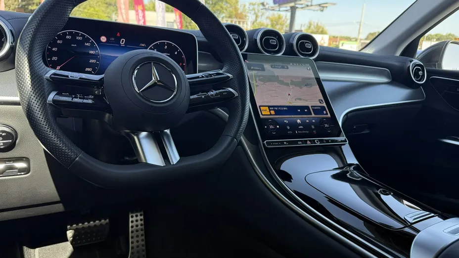 MERCEDES-BENZ GLC -