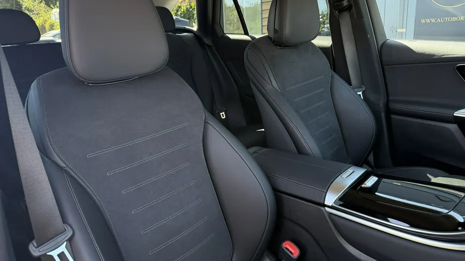 MERCEDES-BENZ GLC -