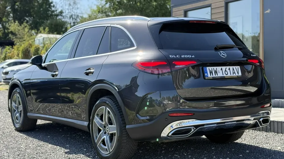 MERCEDES-BENZ GLC -