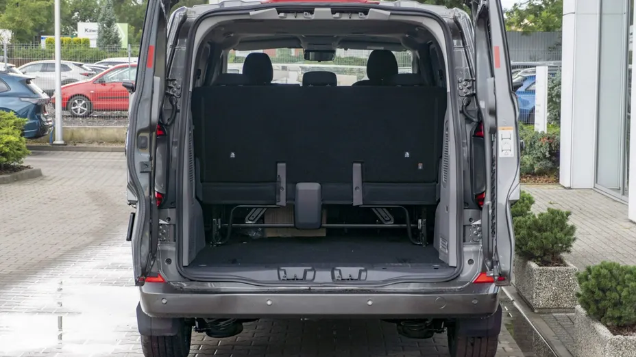 VOLKSWAGEN Caravelle -