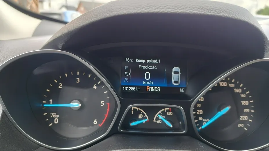 FORD Kuga -