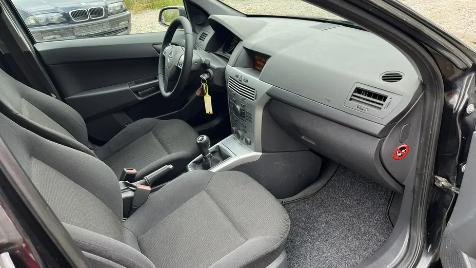 OPEL Astra -