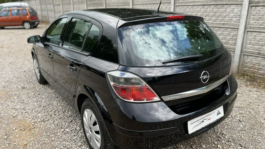 OPEL Astra -
