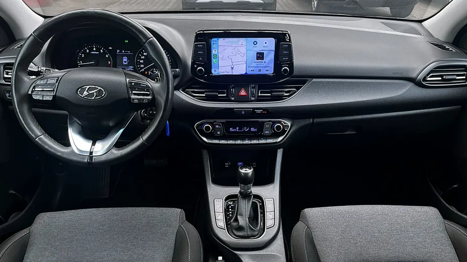 HYUNDAI i30 -