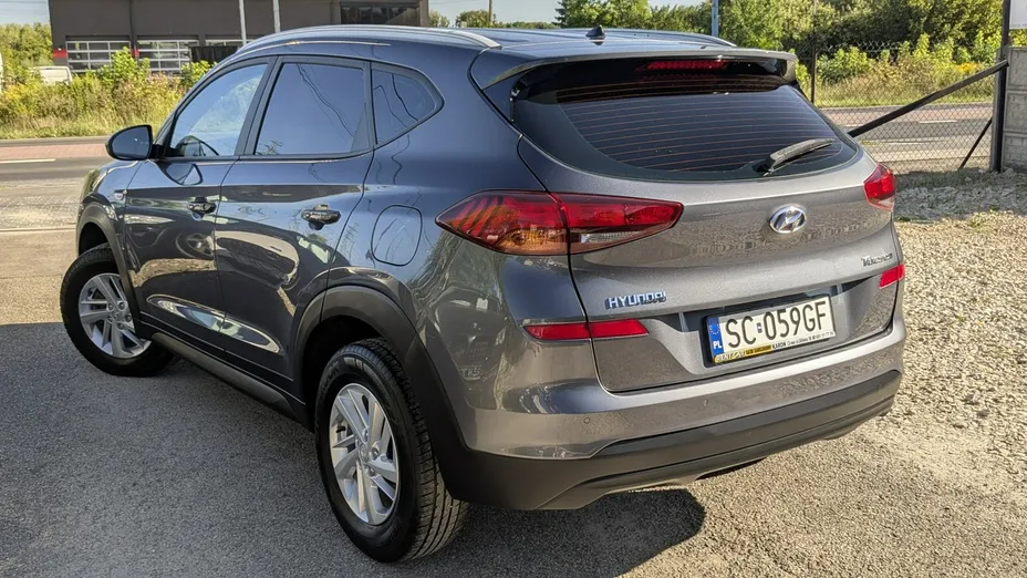 HYUNDAI Tucson -