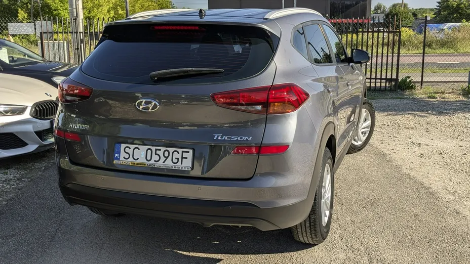 HYUNDAI Tucson -
