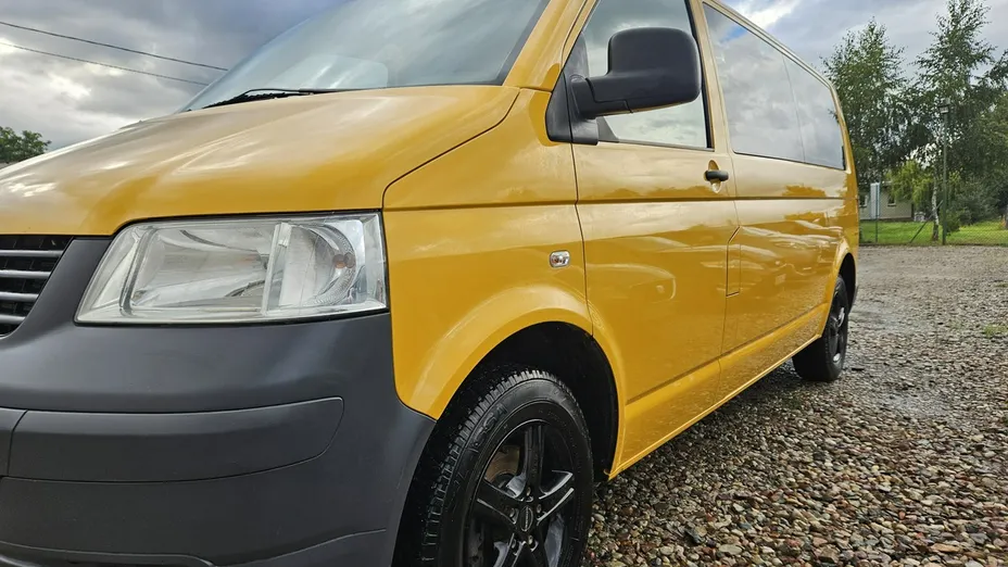 VOLKSWAGEN Caravelle -