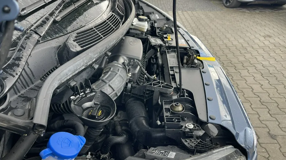 FORD Tourneo Custom -