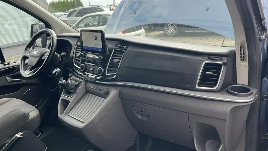 FORD Tourneo Custom -