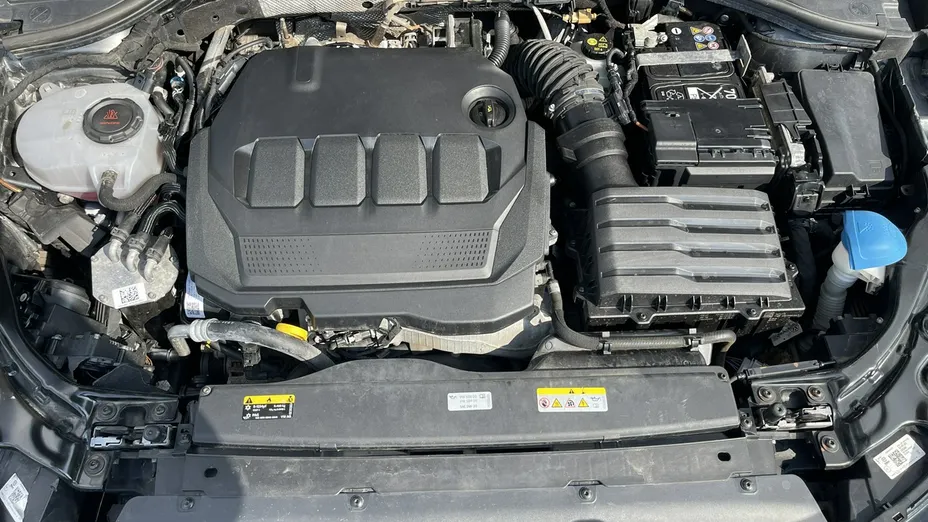 VOLKSWAGEN Passat -