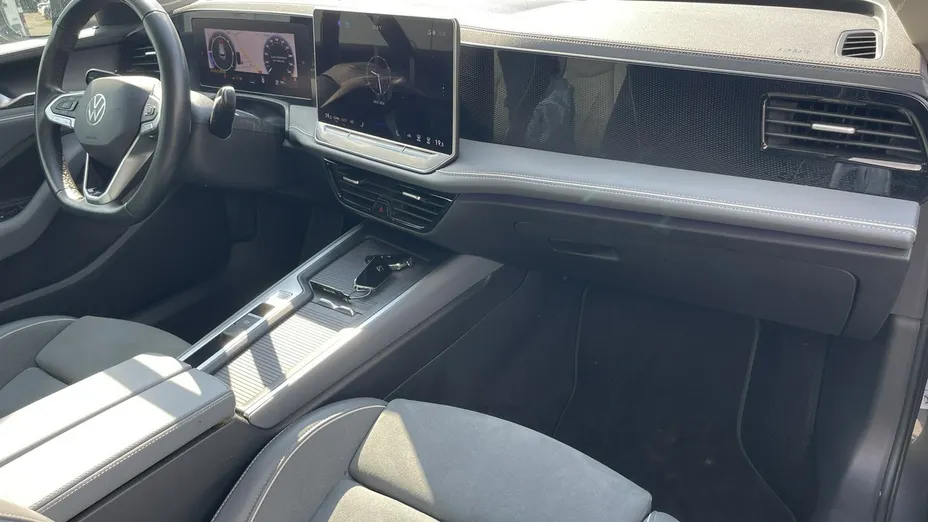 VOLKSWAGEN Passat -