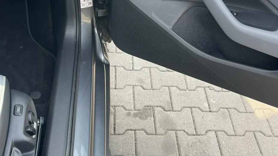 VOLKSWAGEN Passat -