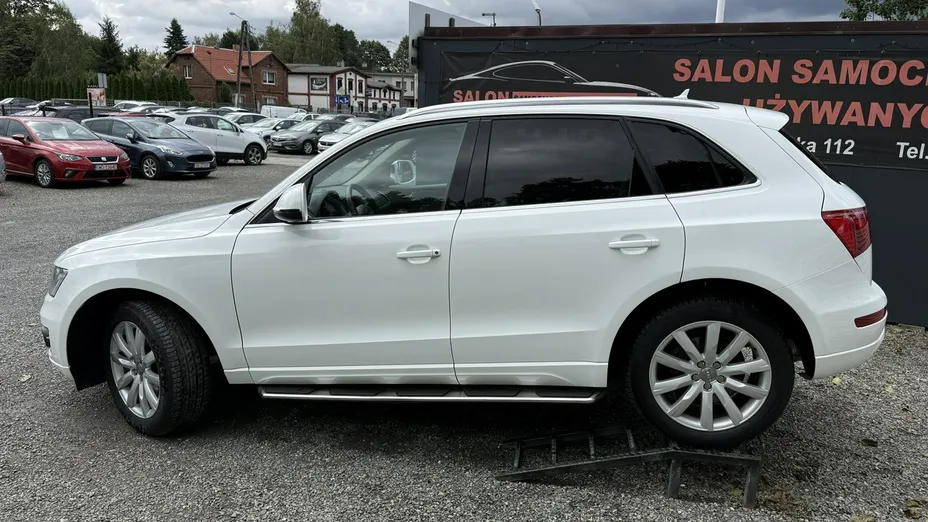 AUDI Q5 -