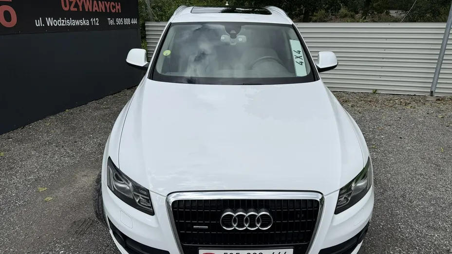 AUDI Q5 -