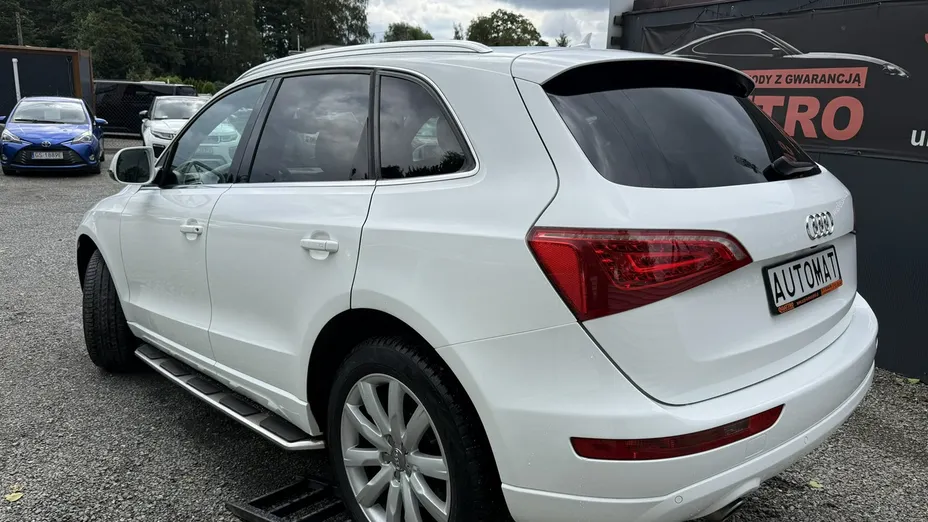 AUDI Q5 -