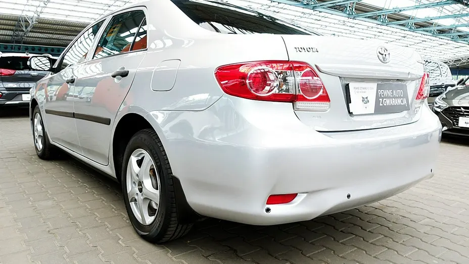 TOYOTA Corolla -
