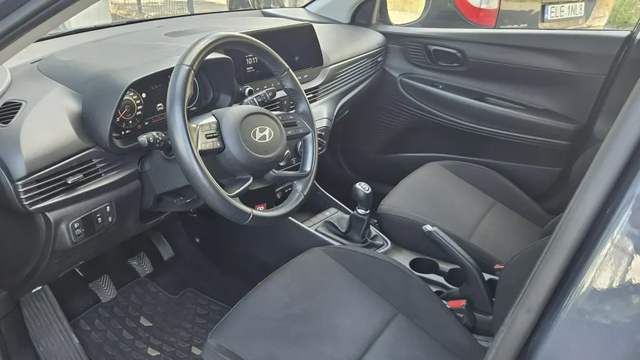 HYUNDAI i20 -