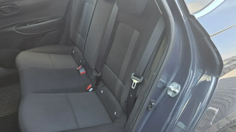 HYUNDAI i20 -