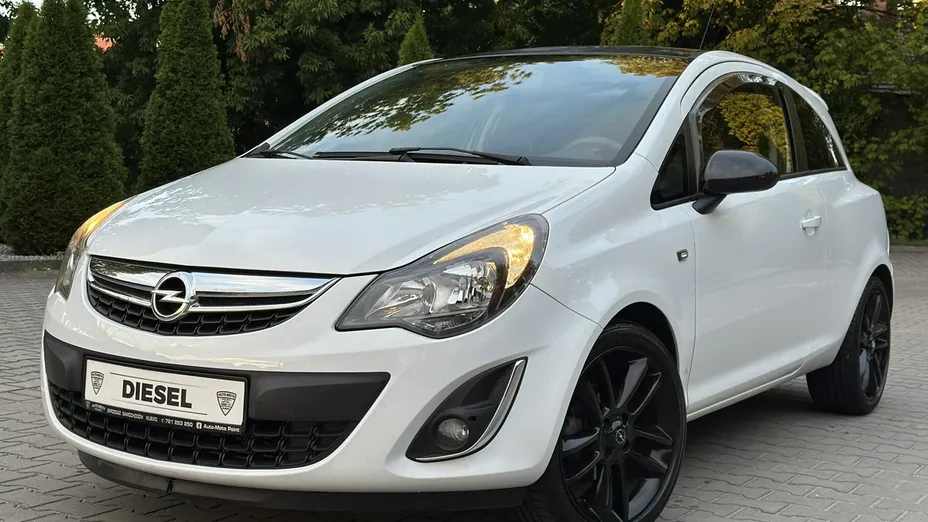 OPEL Corsa -