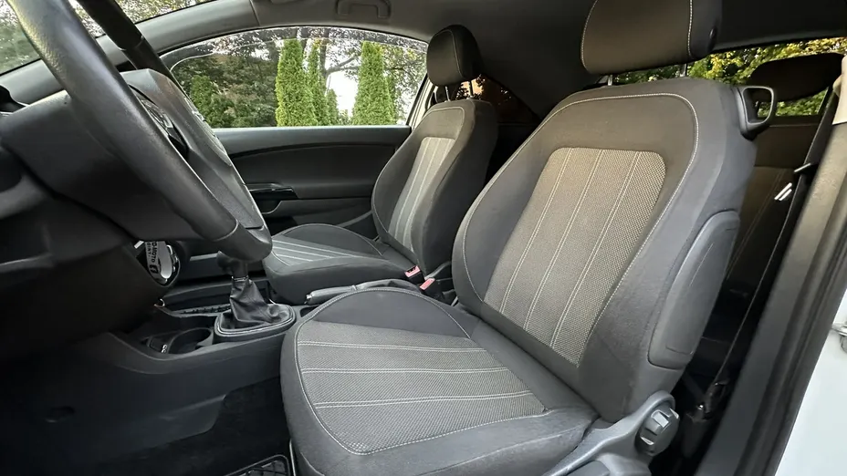 OPEL Corsa -
