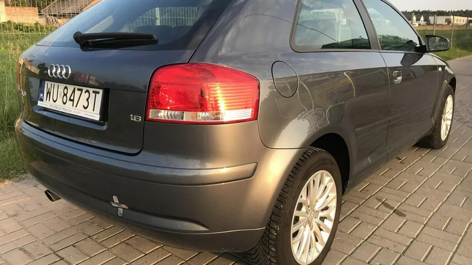 AUDI A3 -