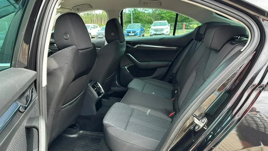 SKODA Octavia -