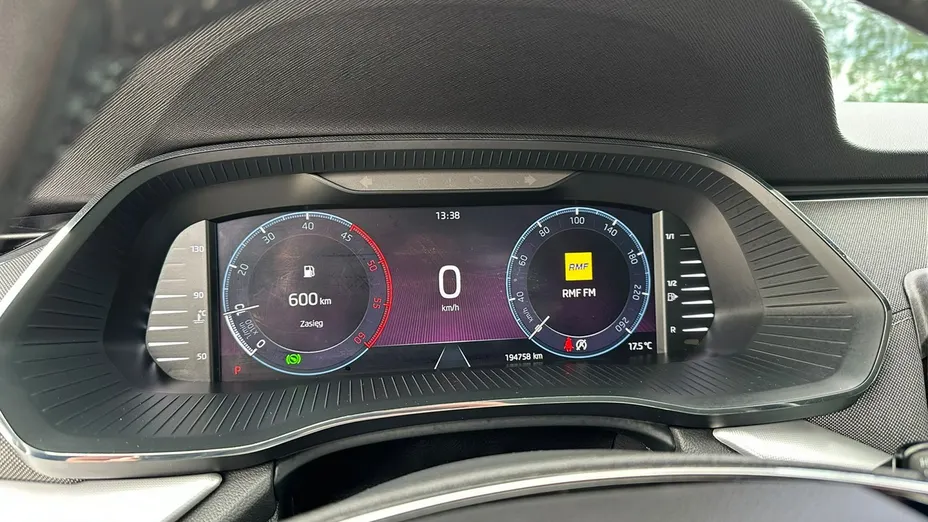 SKODA Octavia -