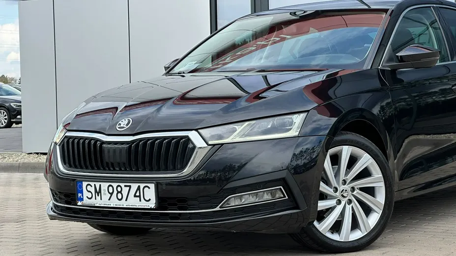 SKODA Octavia -