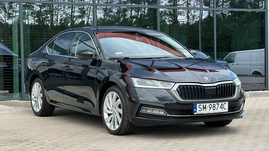SKODA Octavia -
