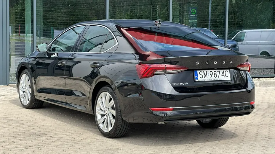 SKODA Octavia -