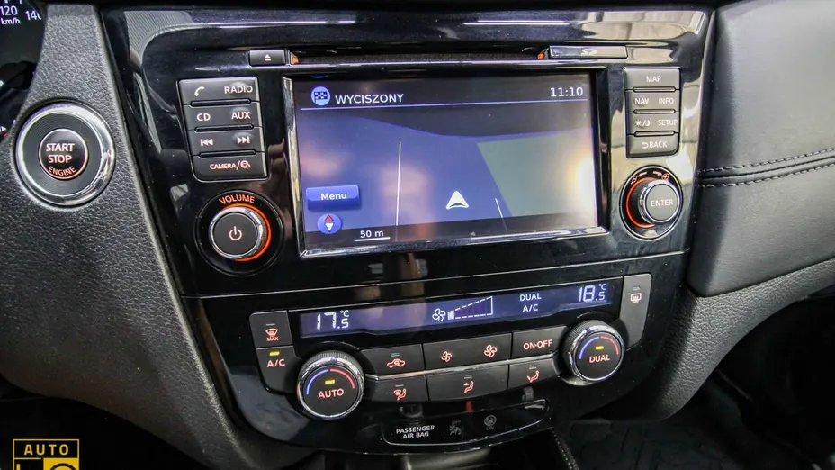 NISSAN X-Trail -