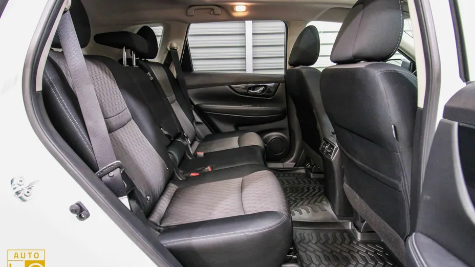 NISSAN X-Trail -