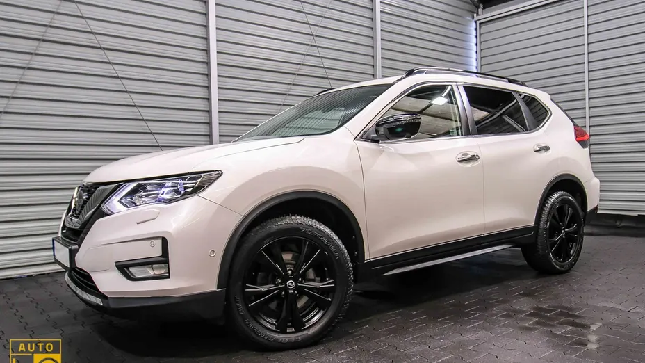 NISSAN X-Trail -