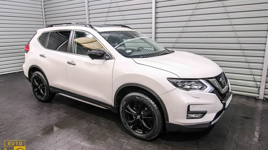 NISSAN X-Trail -