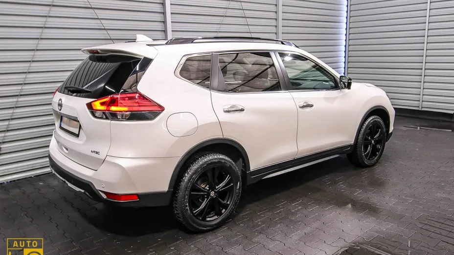 NISSAN X-Trail -