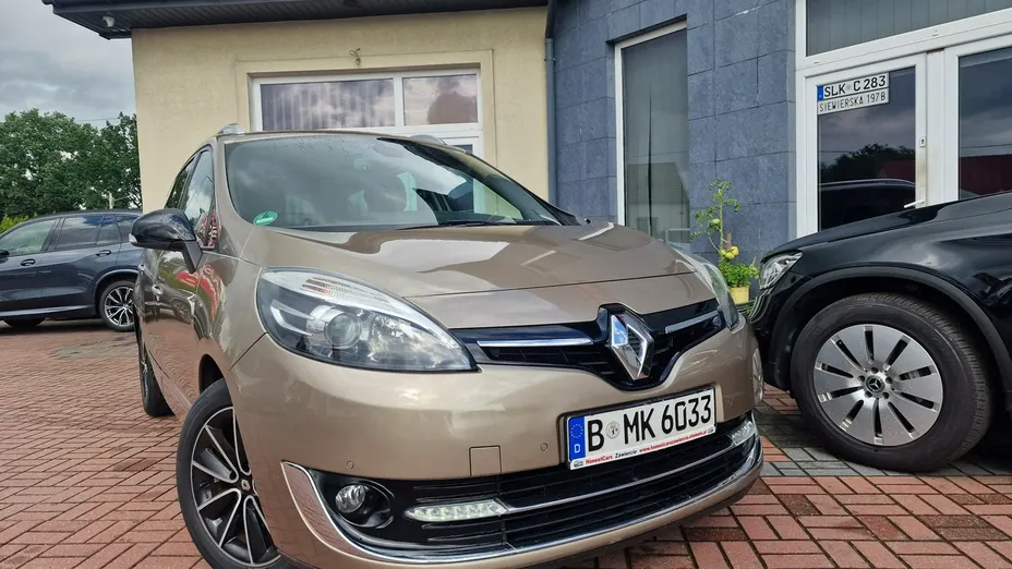 RENAULT Grand Scenic -