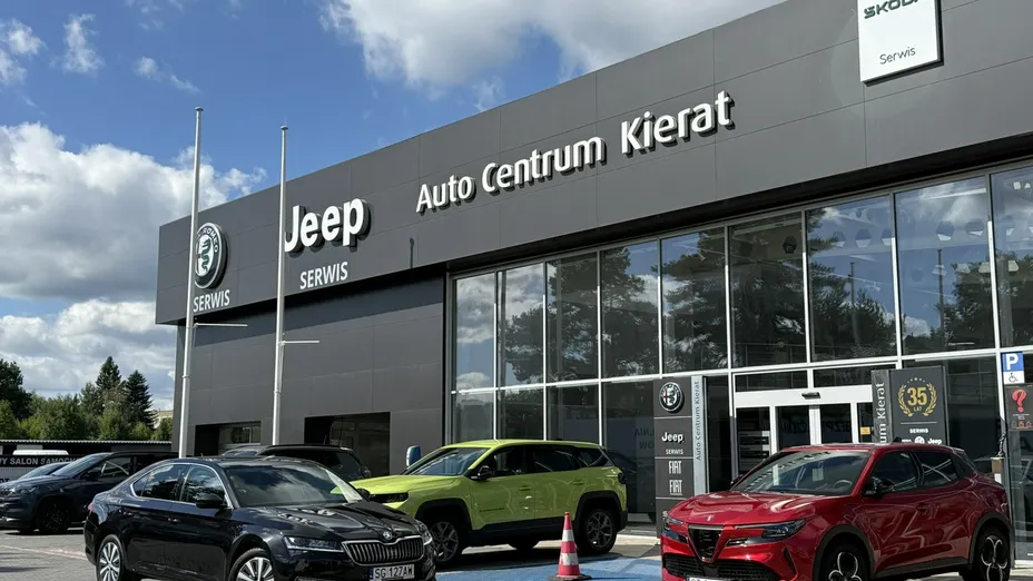 SKODA Superb -