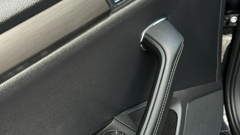 SKODA Superb -