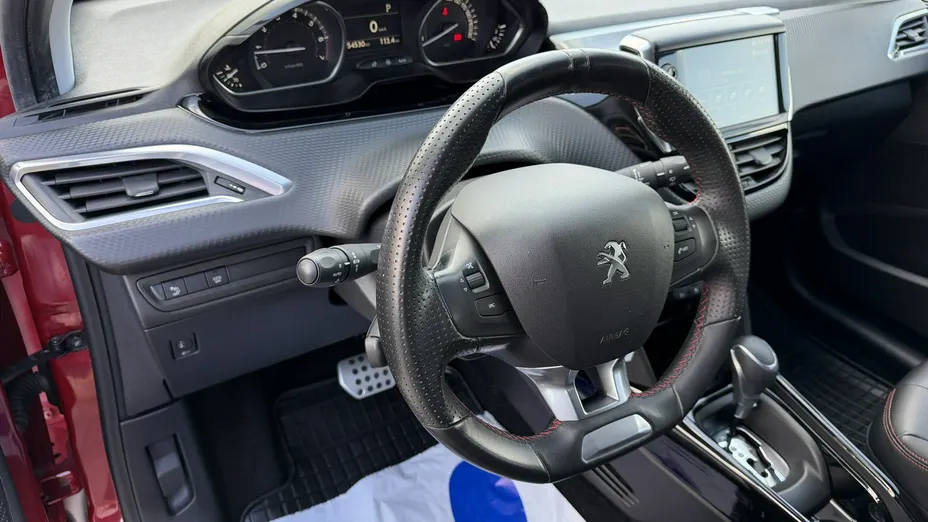 PEUGEOT 2008 -