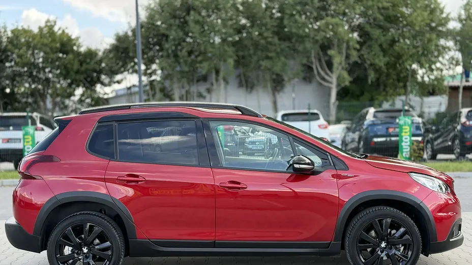 PEUGEOT 2008 -