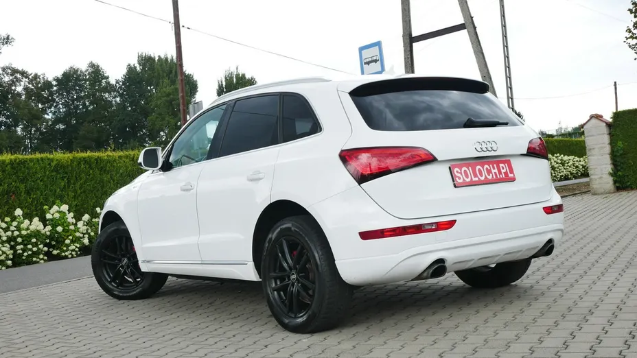 AUDI Q5 -